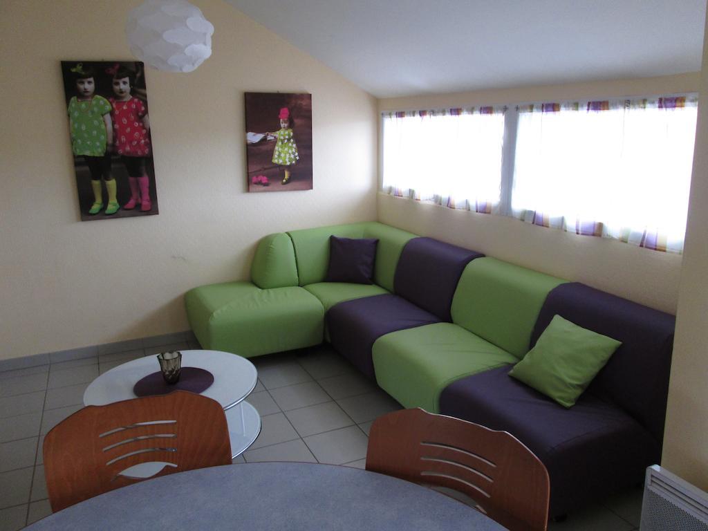 Village De Gites De L'Anse De Moidrey מראה חיצוני תמונה
